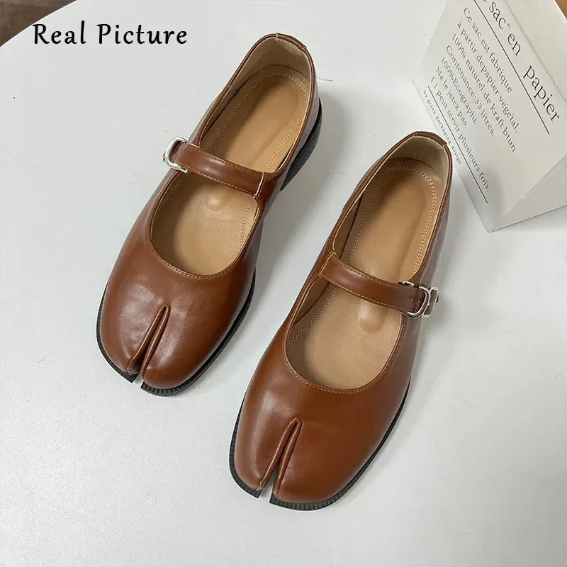 Aiertu Back  to school Flats Split Toe Shoes Black Leather Loafer Brown Size 40 Fashion Buckle Mary Janes Flat Ninja Shoe Women