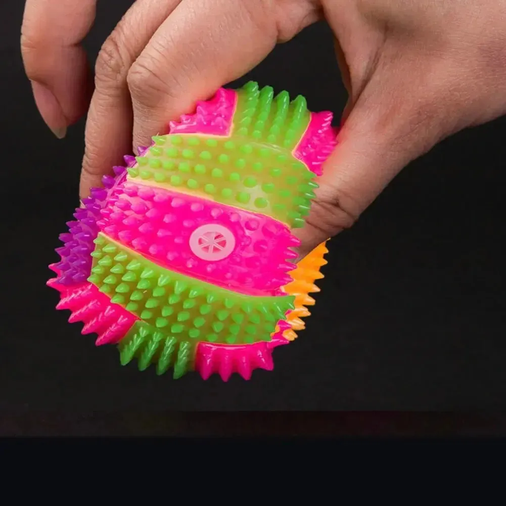 Brighten Playtime with the Light-Up Dog Ball – Fun That Glows!