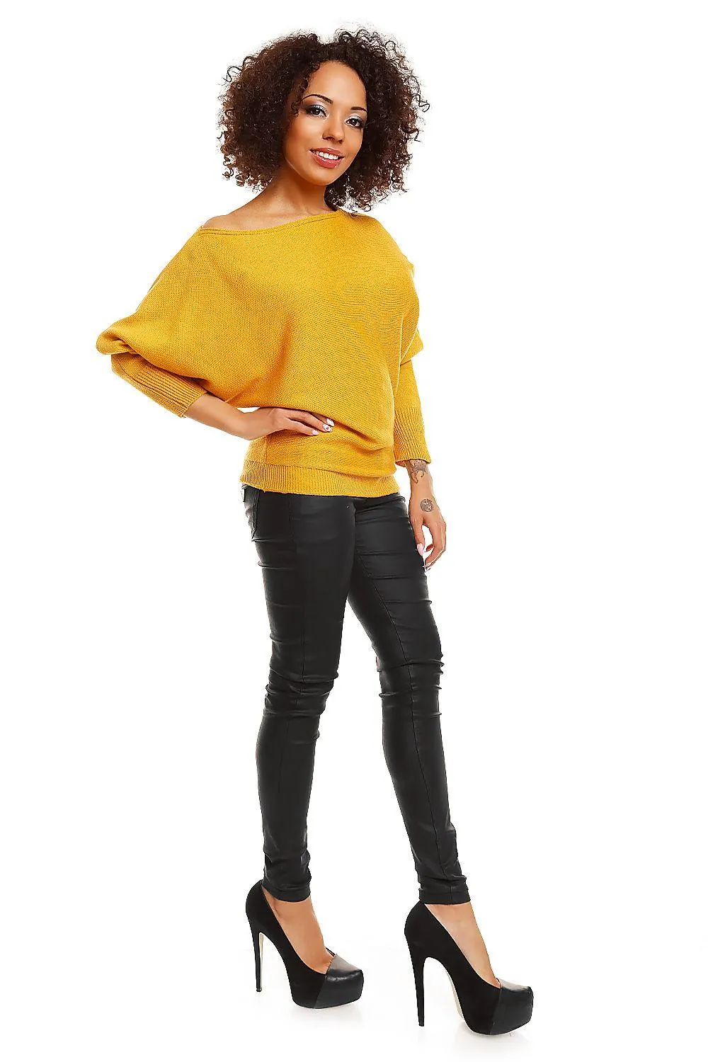 Chic Batwing Kimono Sweater: Elegant Comfort in an Acrylic Blend