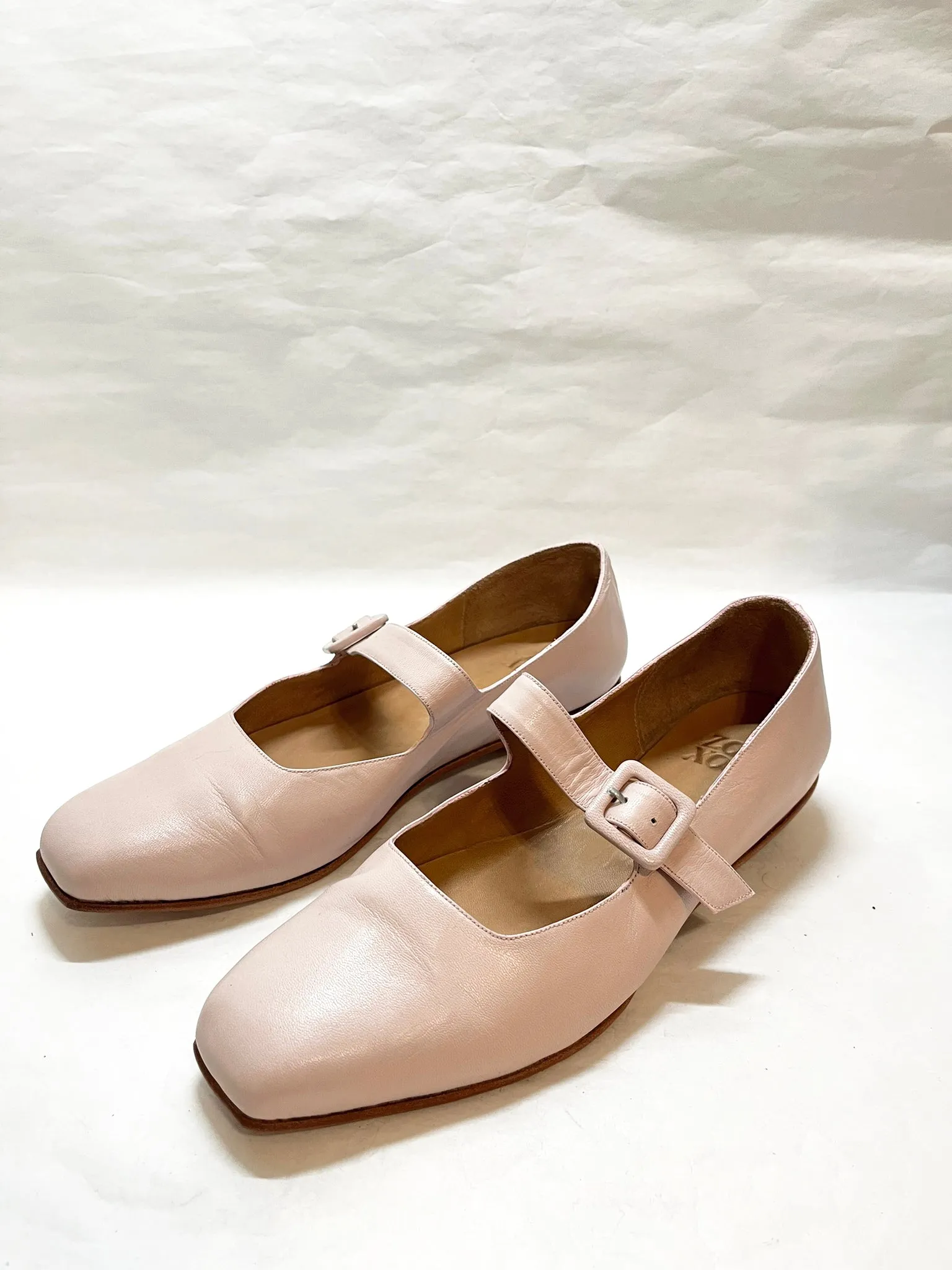 Eugenia Flat in Pale Pink Size 40