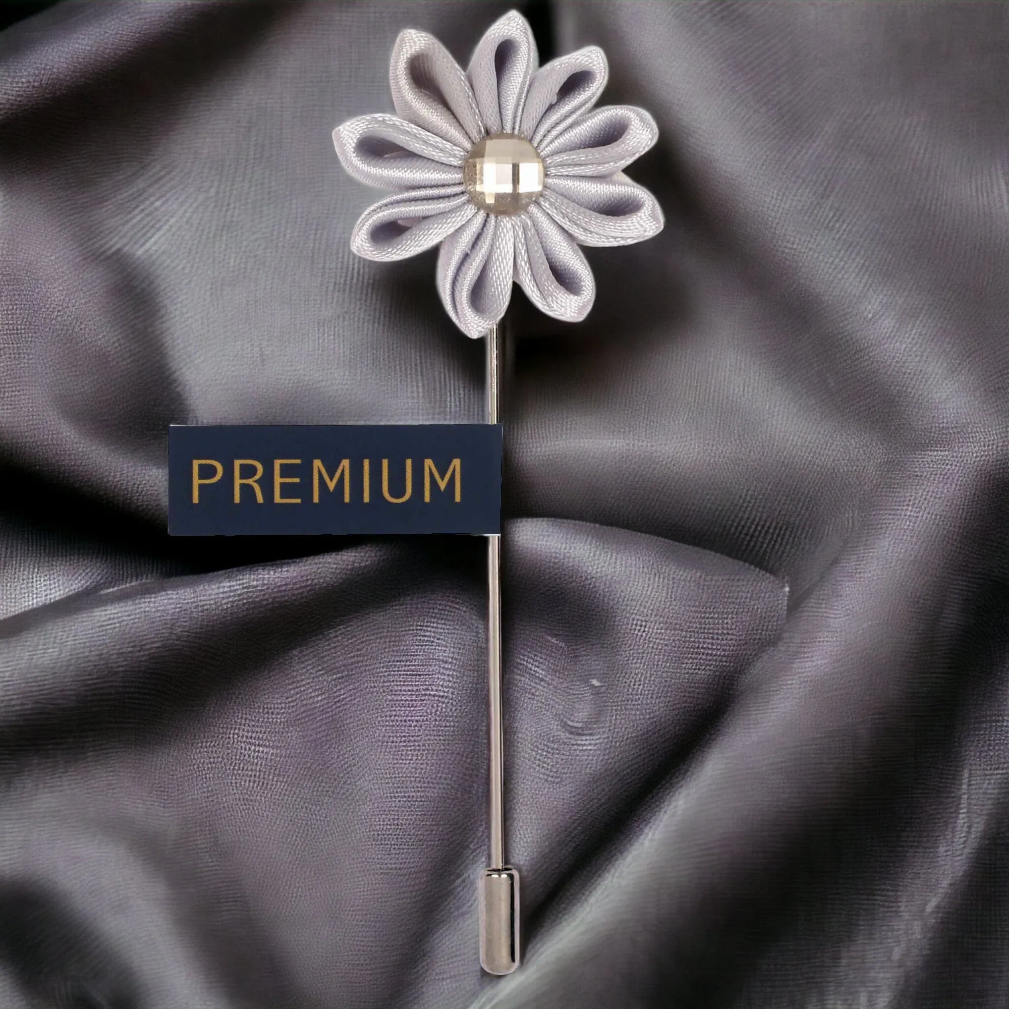 Peluche Glowing Petals Silver Brooch Lapel Pin