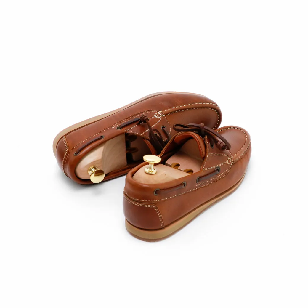 The Punter's Boat Shoes - Oil Leather Toffee Tan